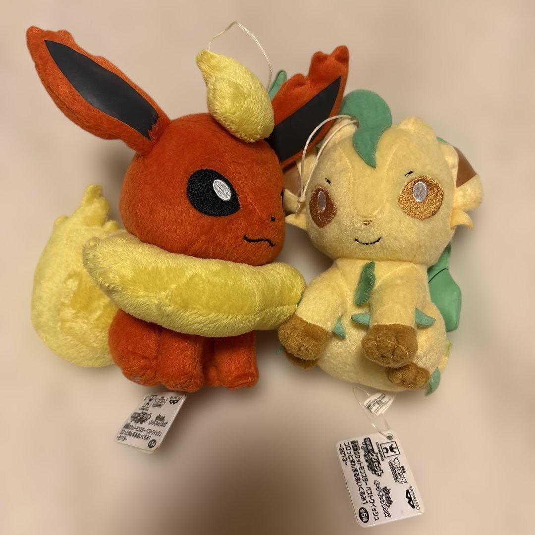 ポケモン　コロぬい　ブースター　リーフィアマスコット　ぬいぐるみ