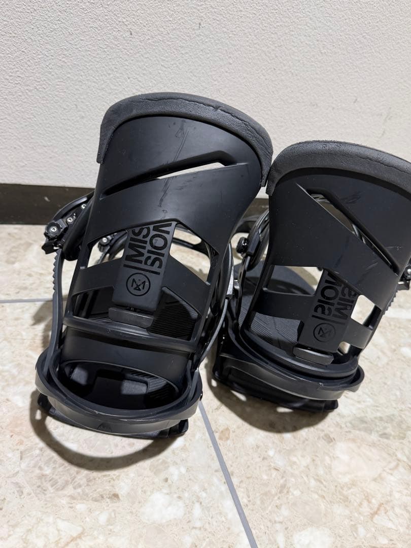 【美品】バートン ビンディング ミッション Re:Flex Mサイズ
