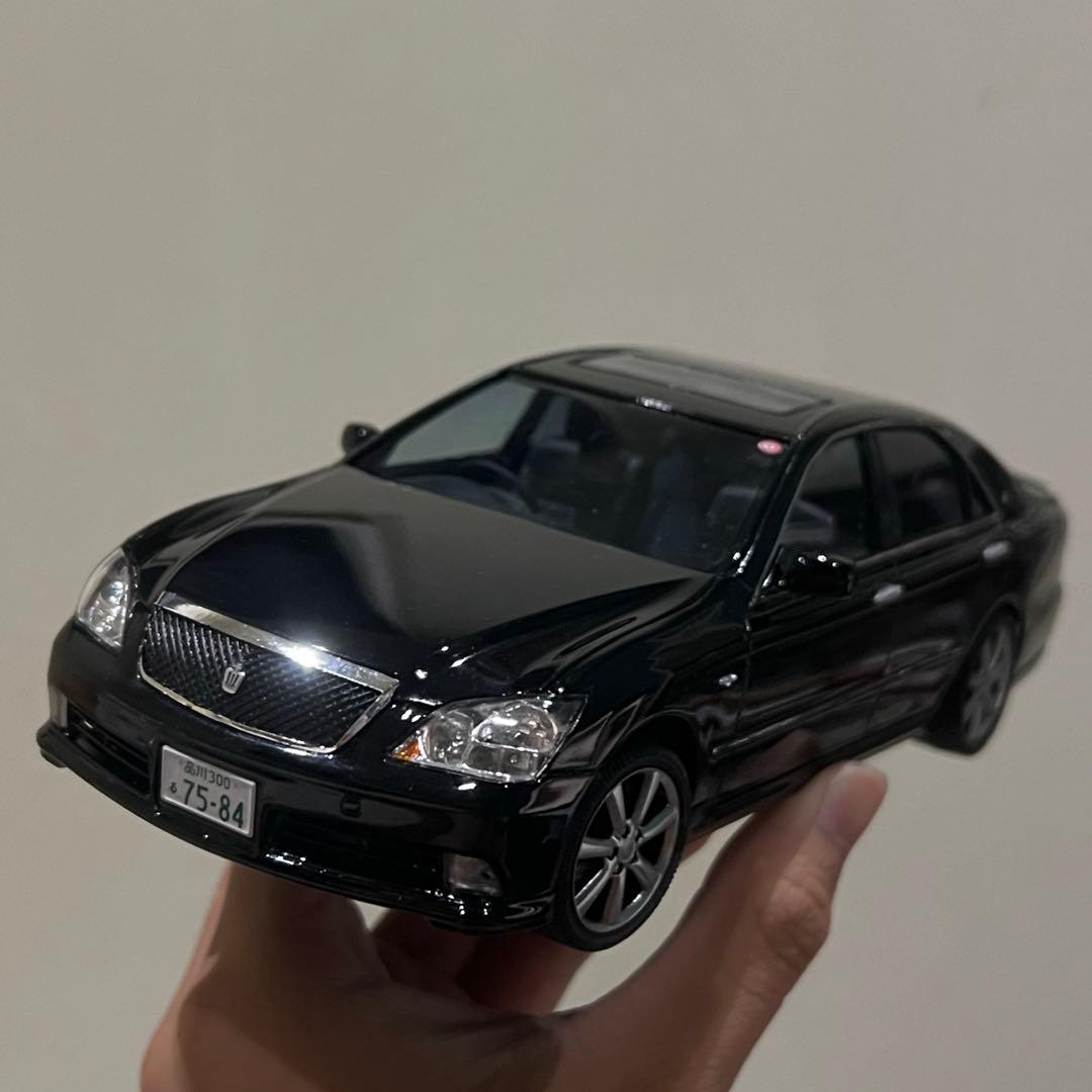 アオシマ 1/24 18クラウン アスリート 完成品 - メルカリ