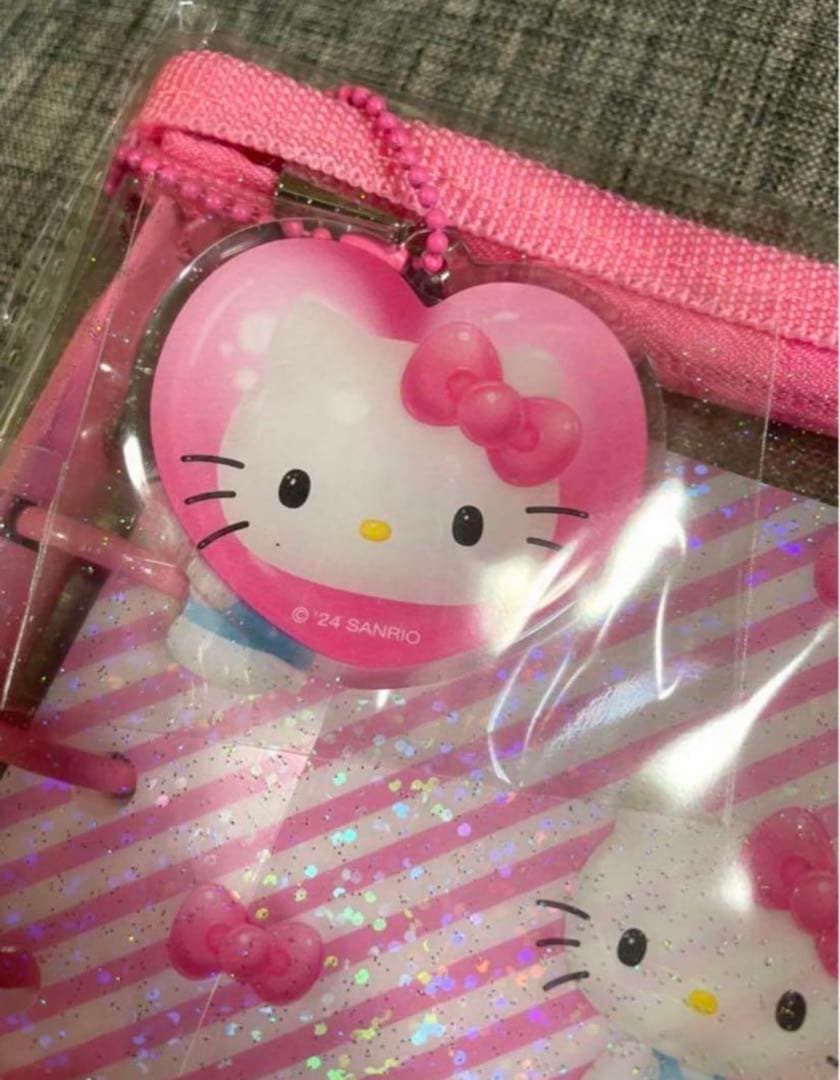 新品 サンリオ キティ ぷっくり3D クリアバインダー チェキ トレカ