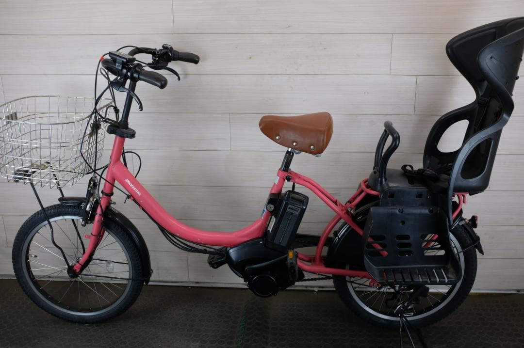 D*u様 BS アシスタ　20インチ　3段　8.7Ah（4点灯）充電器あり