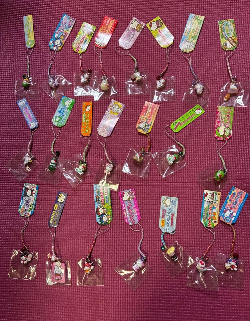 合間公式　ハローキティ ご当地キティ　根付け　約160個　まとめ売り