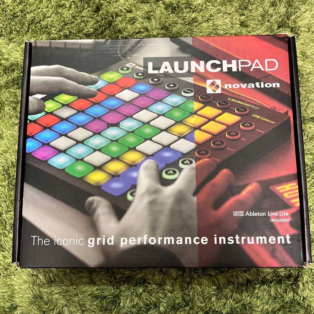 Novation Launchpad MIDIコントローラー