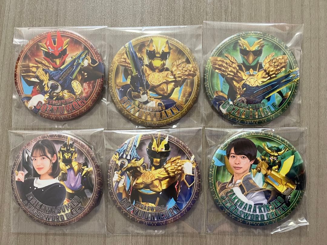 ゴジュウジャー 缶バッジ セット - メルカリ