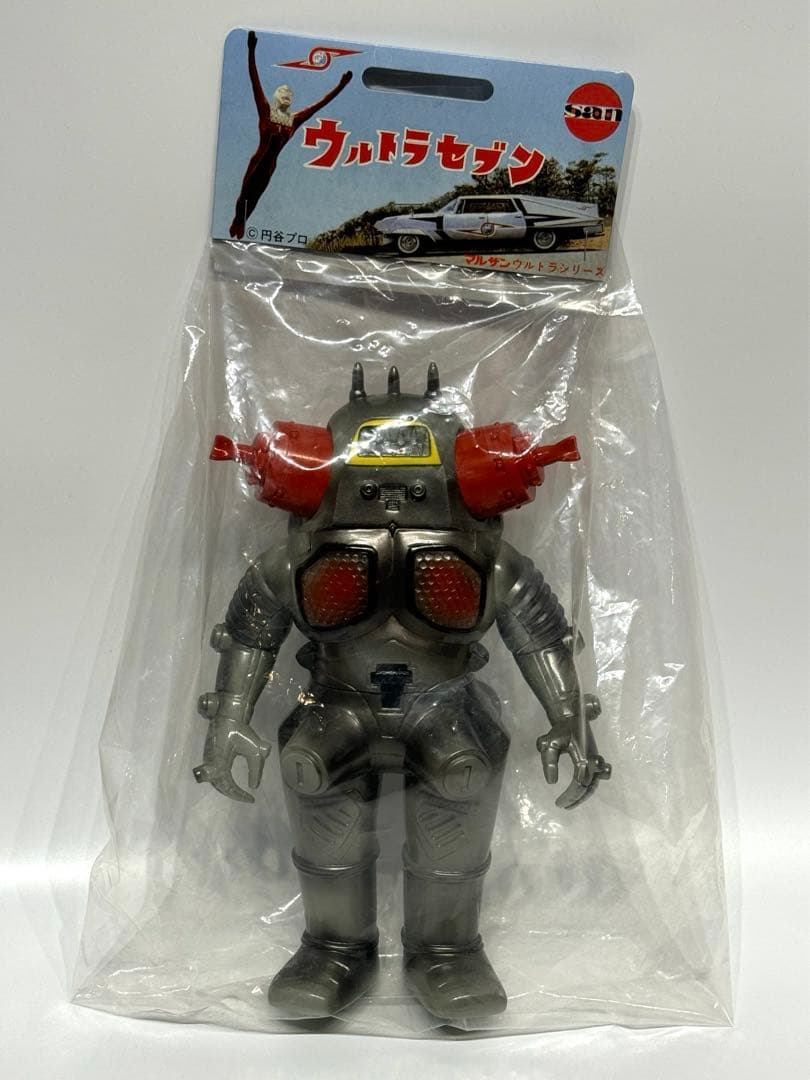 【希少】マルサン マルザンウルトラシリーズ キングジョー450 ガンメタ ツブラヤストアONLINE限定版としてマルサンの「ウルトラセブン」登場