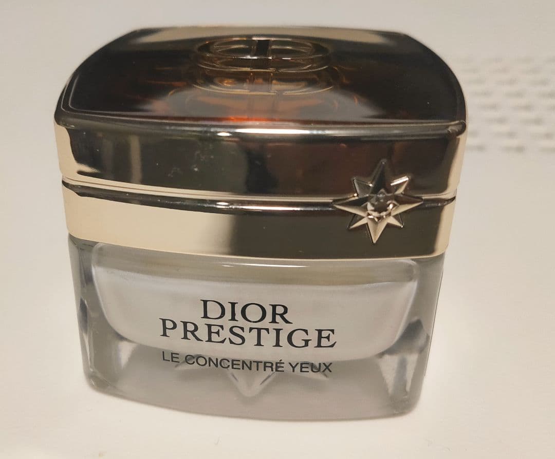 【キャベツ】　アイクリーム　Dior　プレステージ ラ クレーム ユー