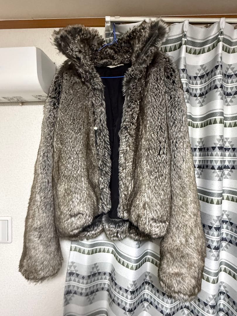 Jieda フェイクファージャケット グレー サイズ2 ショート丈 - メルカリ