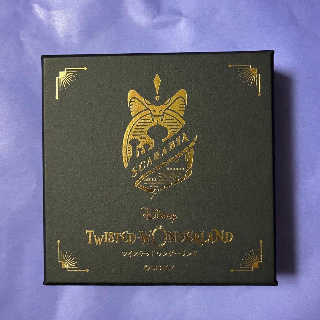 ツイステ スカラビア 腕章 - メルカリ