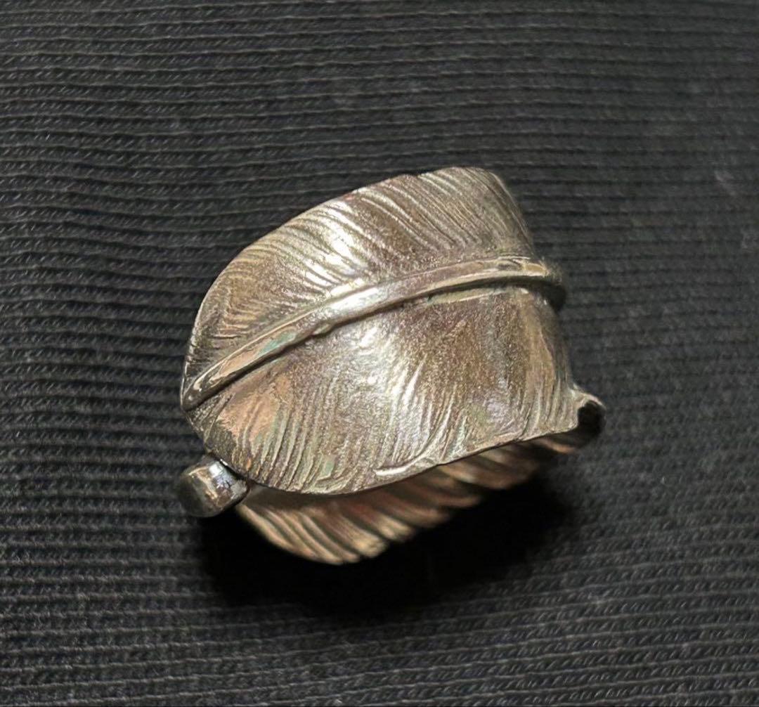 goro's ゴローズ 特大プレーンフェザーリング ゴローズ goro's [現行]プレーン特大フェザー(左) – DELTAone