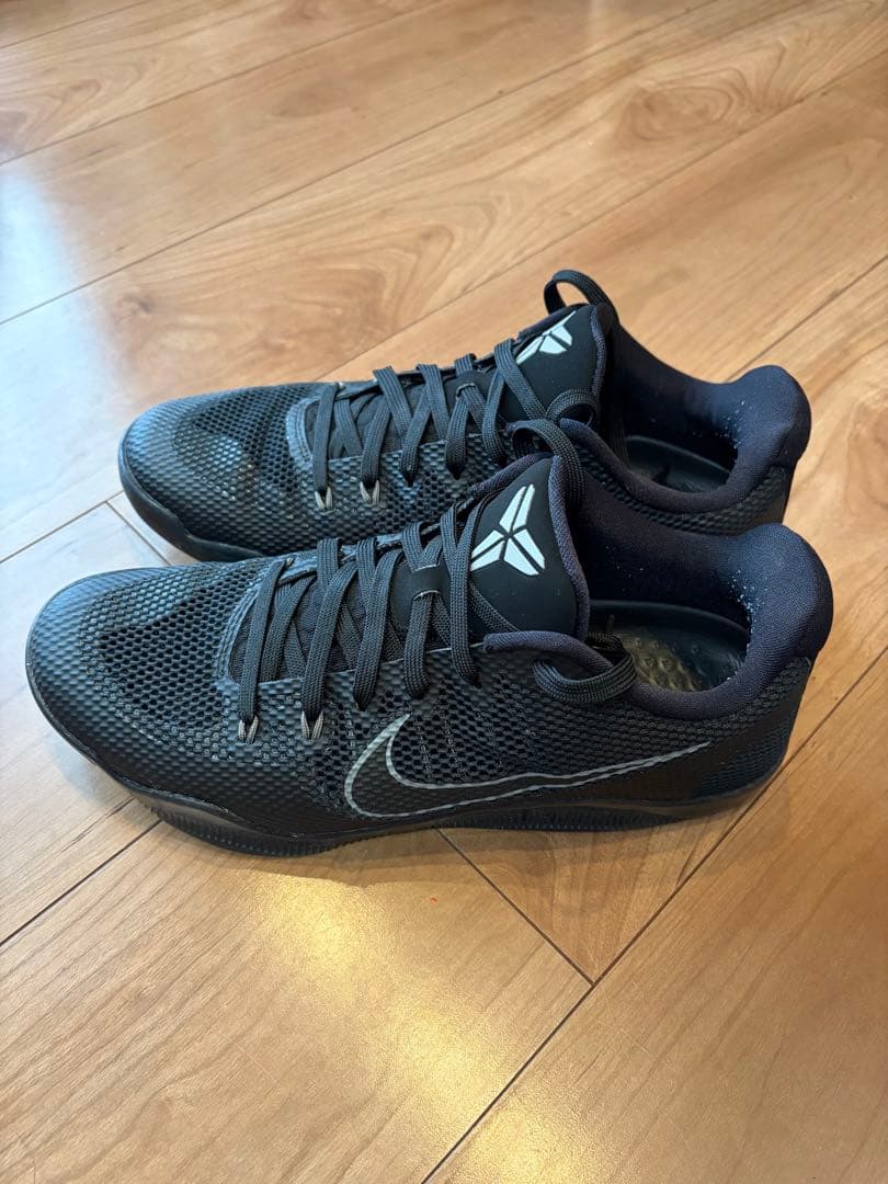 テテさん価格交渉済み　Nike コービー11 27.5cm