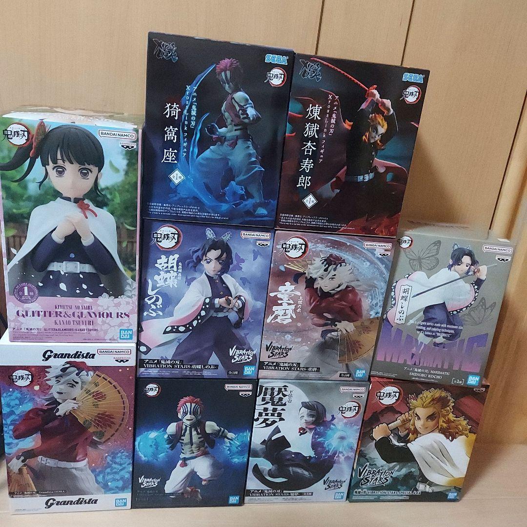 >>>鬼滅の刃　プライズ景品<<<　10個セット アニメ「鬼滅の刃」より「竈門炭治郎」と水柱「冨岡義勇」、そして「猗