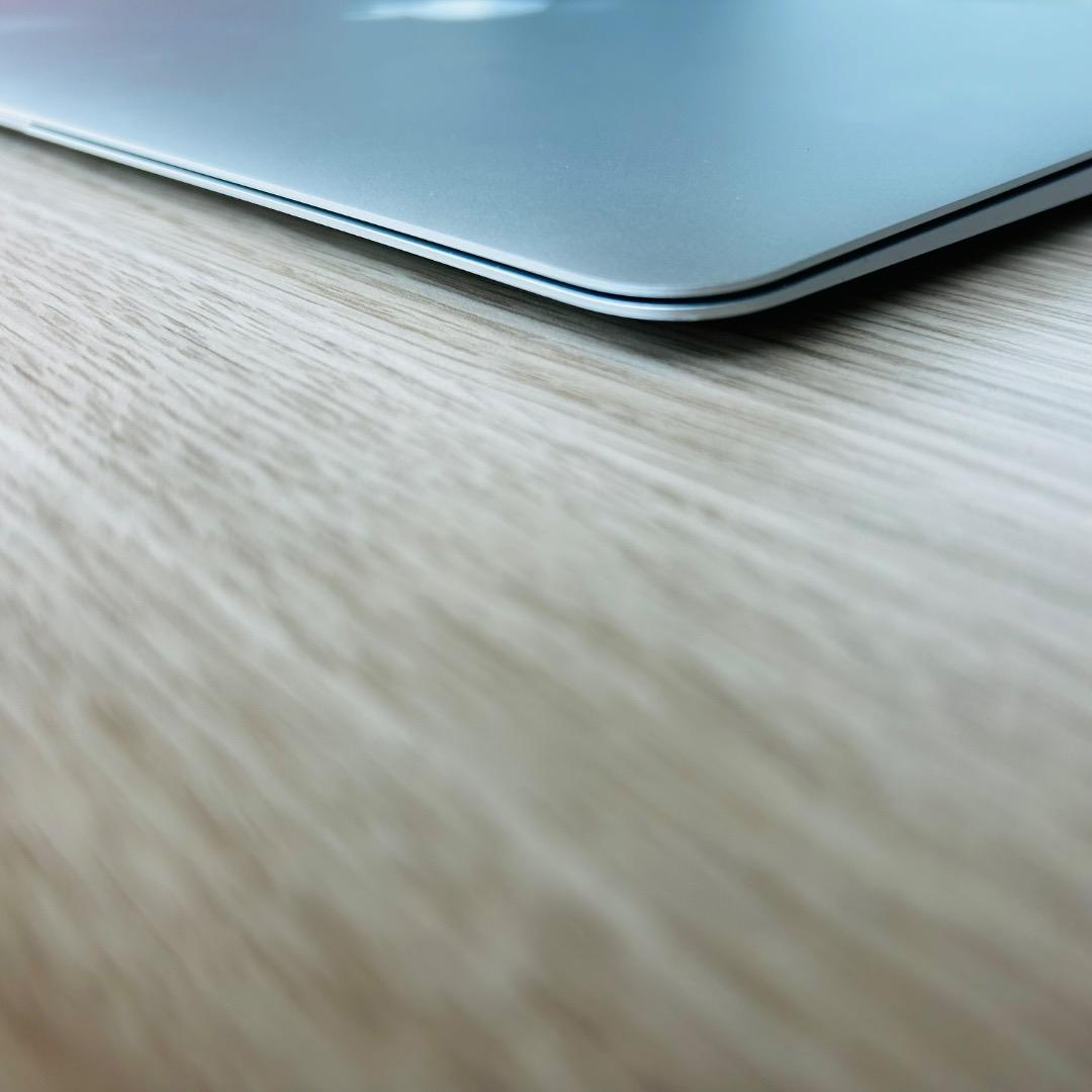 MacBookAir シルバー 1.8inch A1466 2017年モデル