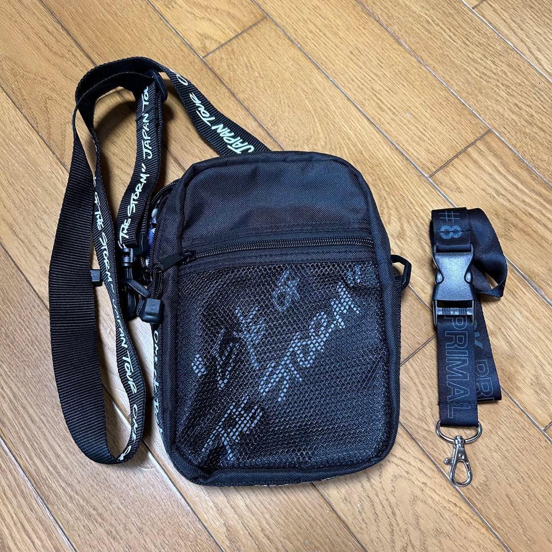 ONE OK ROCK ワンオクロック ショルダーバッグ おまけ付き - メルカリ