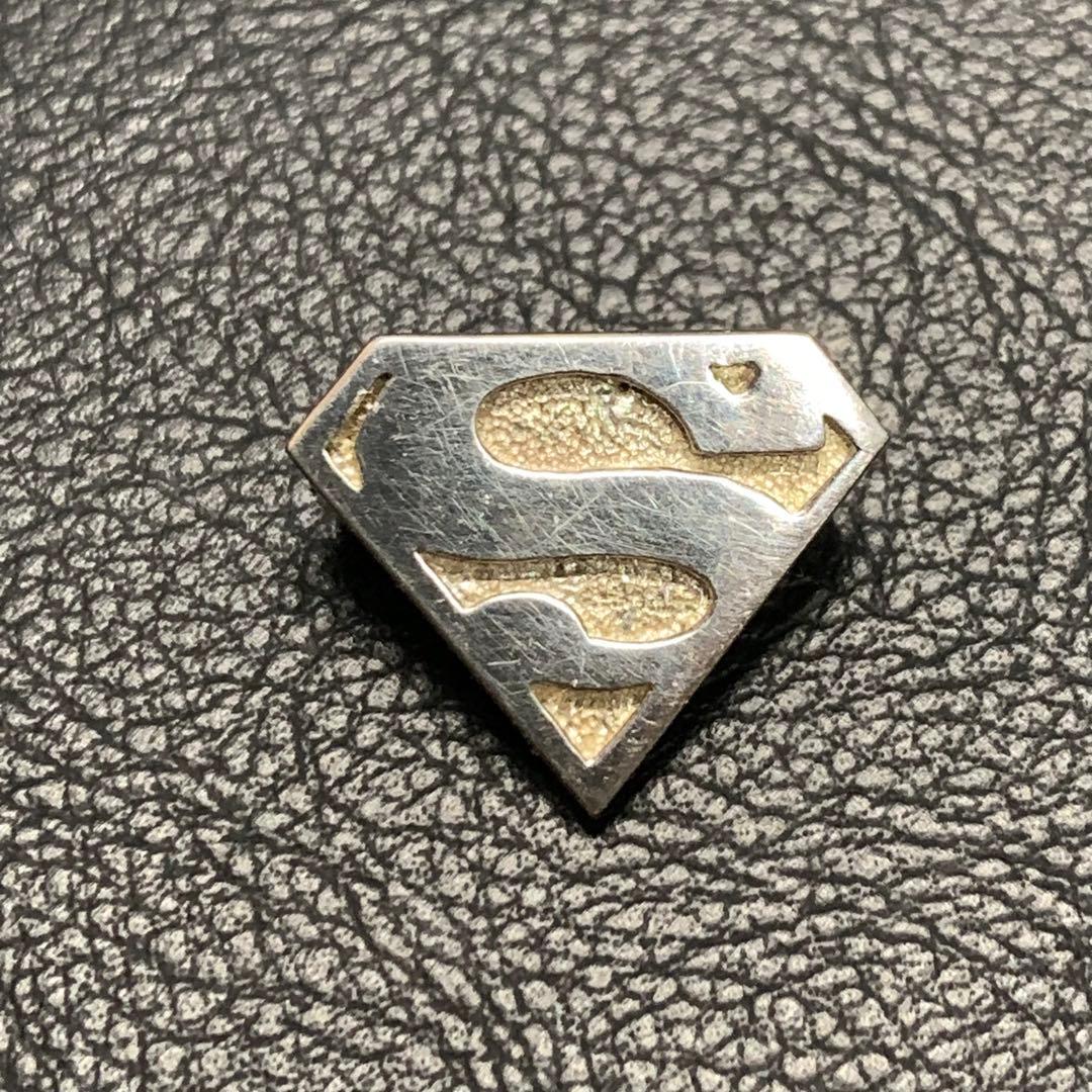 スーパーマン ロゴ バッジ 925シルバー