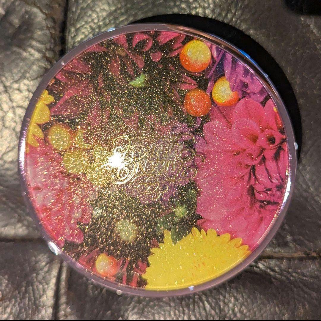 ✨最新版【新品】たかの友梨フラワーパクトファンデーション本体＋