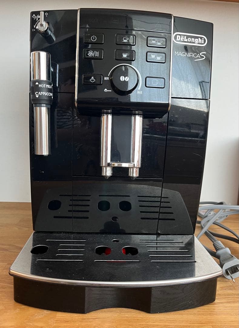 【オマケ付】デロンギ 全自動エスプレッソマシンECAM23120BN 動作確認済