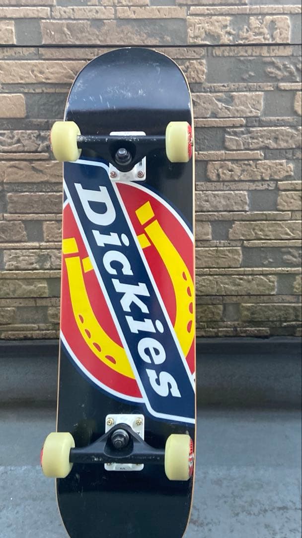 専用　　Pickles スケートボード コンプリート　8.25㌅