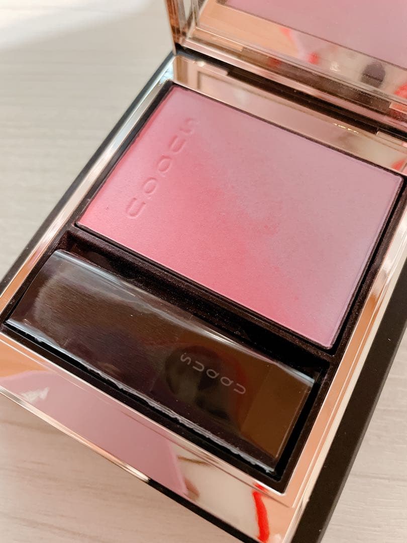 SUQQU スック　ブラーリング カラー ブラッシュ 113 冬織　中古品 SUQQU ブラーリングカラーブラッシュ 113 冬織 - メルカリ