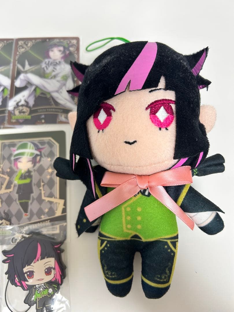 ツイステ リリア・ヴァンルージュぬいぐるみ セット - メルカリ