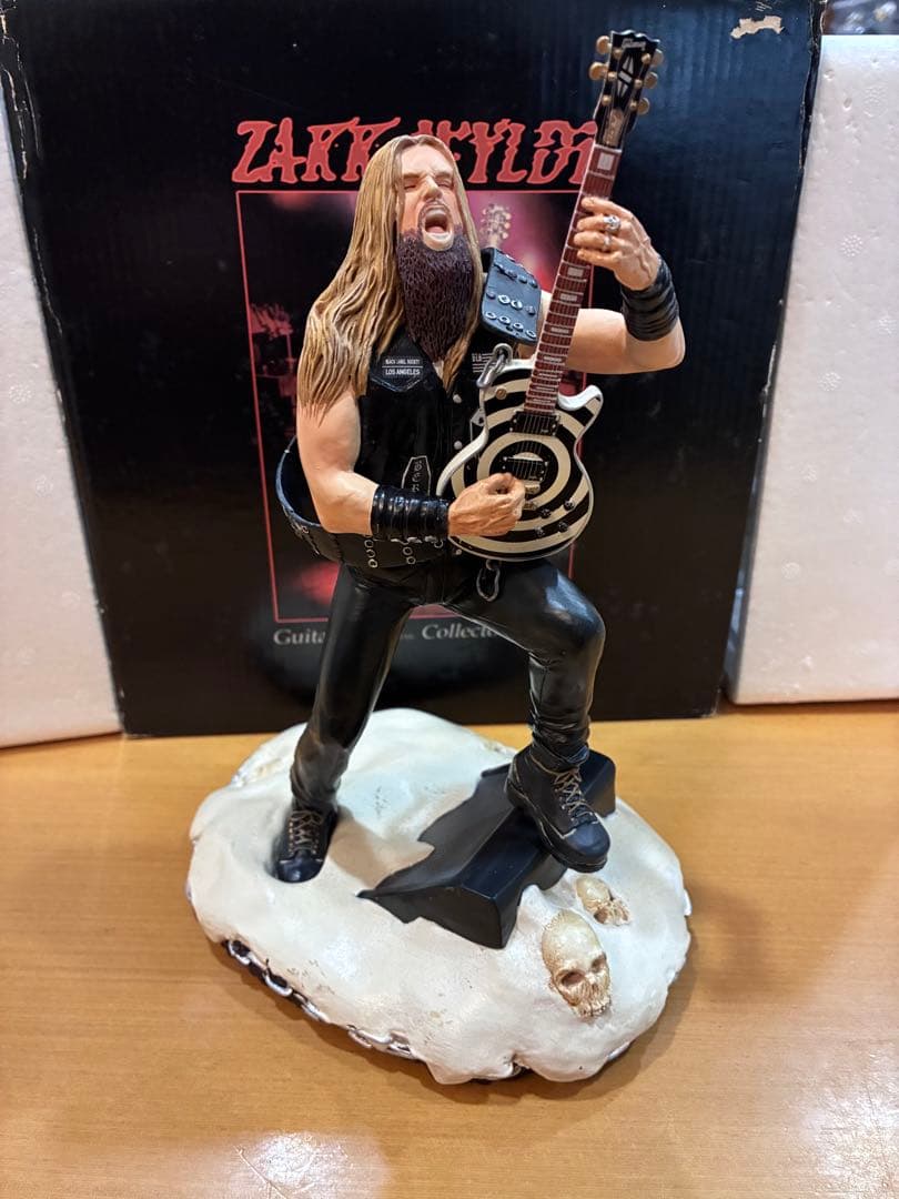 ザック ワイルド フィギュア ナックルボンズ ZAKK WYLDE OZZY