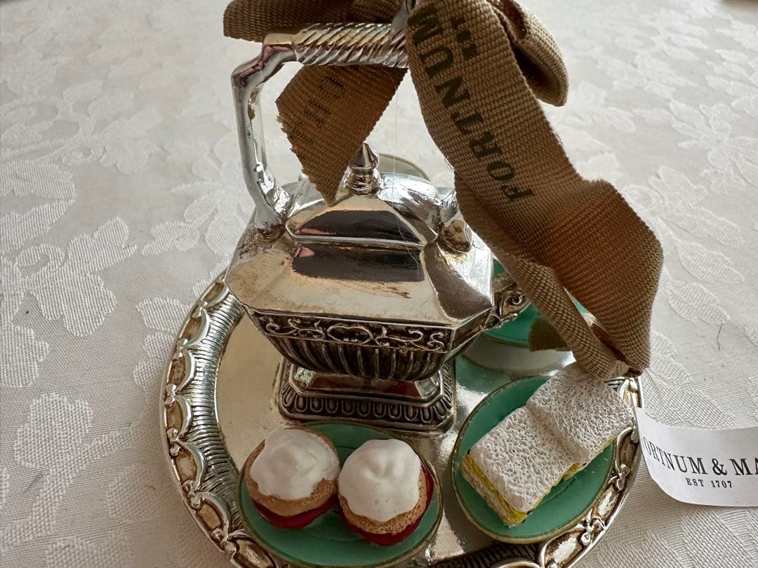 新品 フォートナム&メイソン オーナメント ティーカップ クリスマス