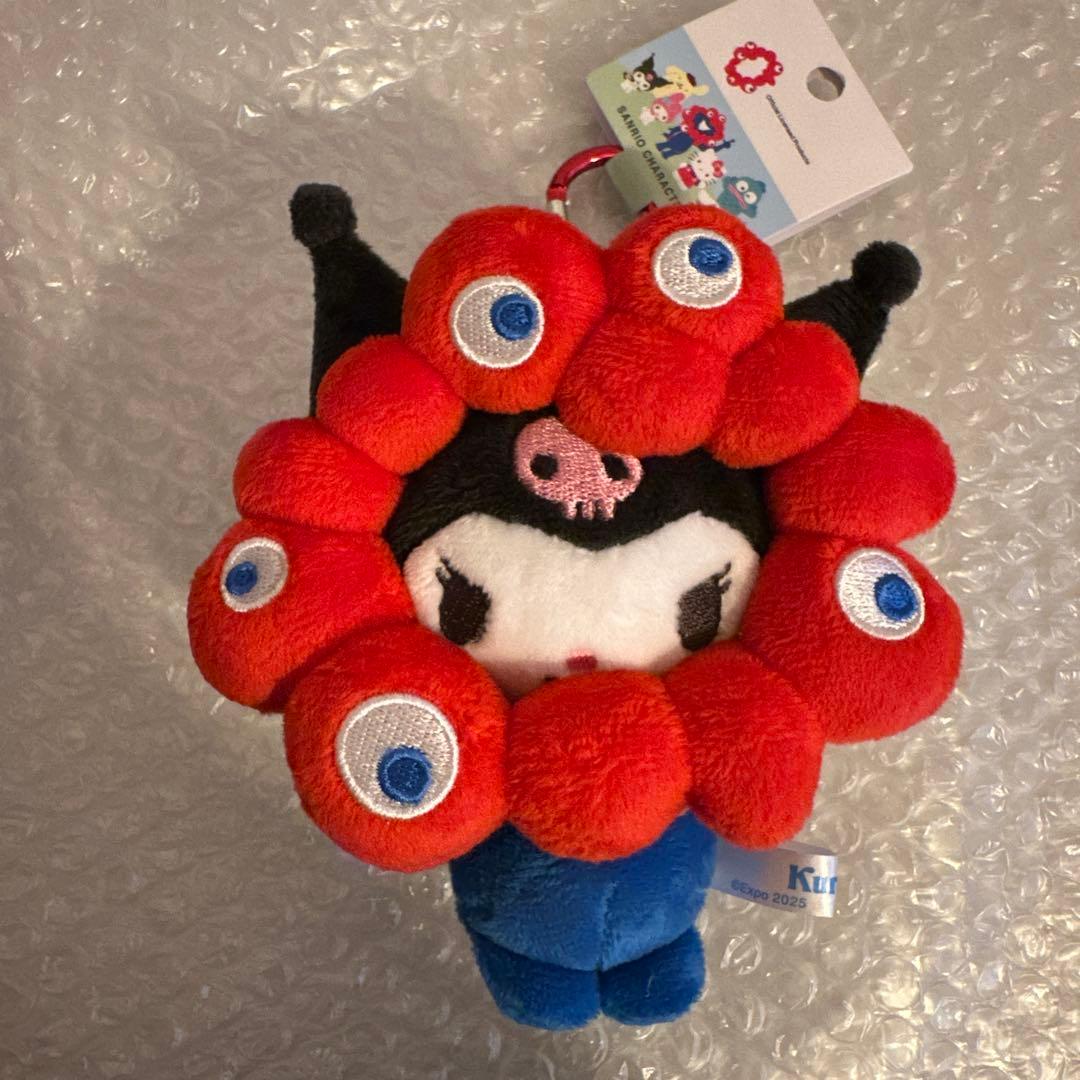 ミャクミャク サンリオ クロミ カラビナ付きマスコット - メルカリ