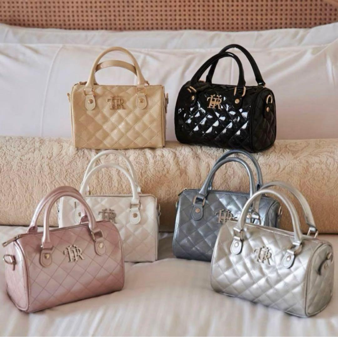 Treat Ürself quilting boston mini bag