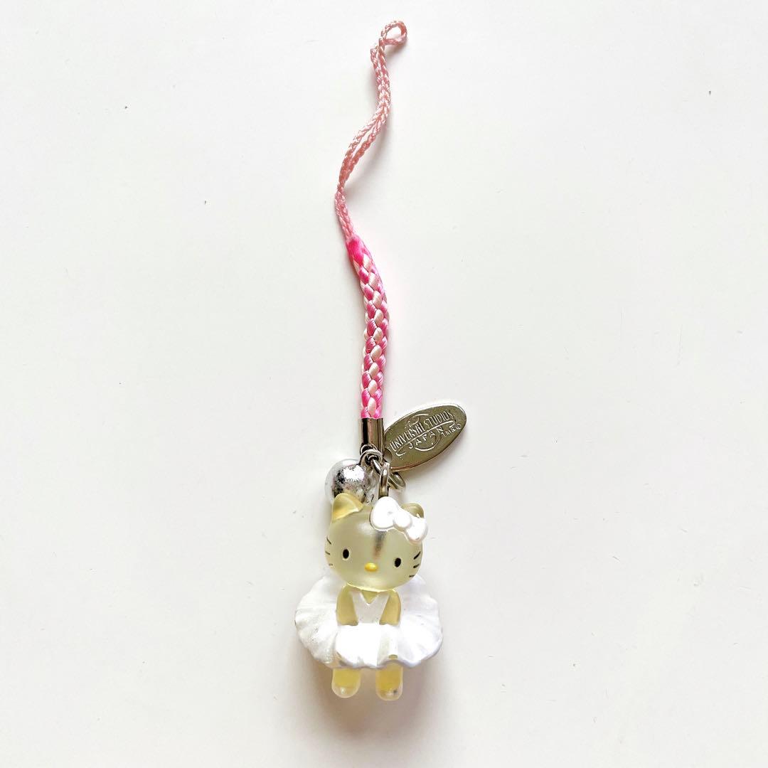 USJ ユニバキーホルダー ハローキティ マリリンモンローストラップ