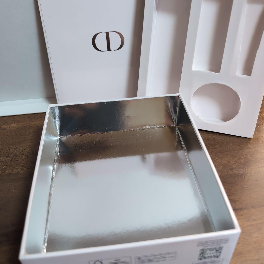 空き箱】【空容器】DIOR カプチュールトータル ディスカバリーキット