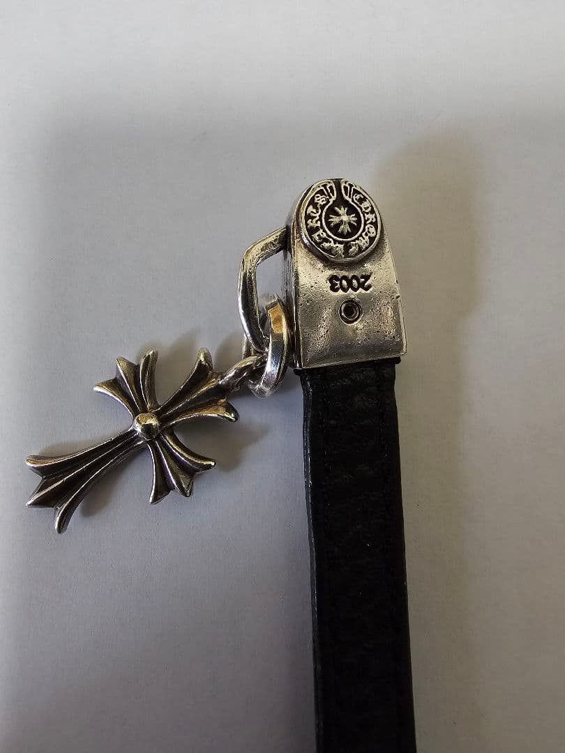 クロムハーツ タイニーCHクロス レザーストラップ CHROME HEARTS