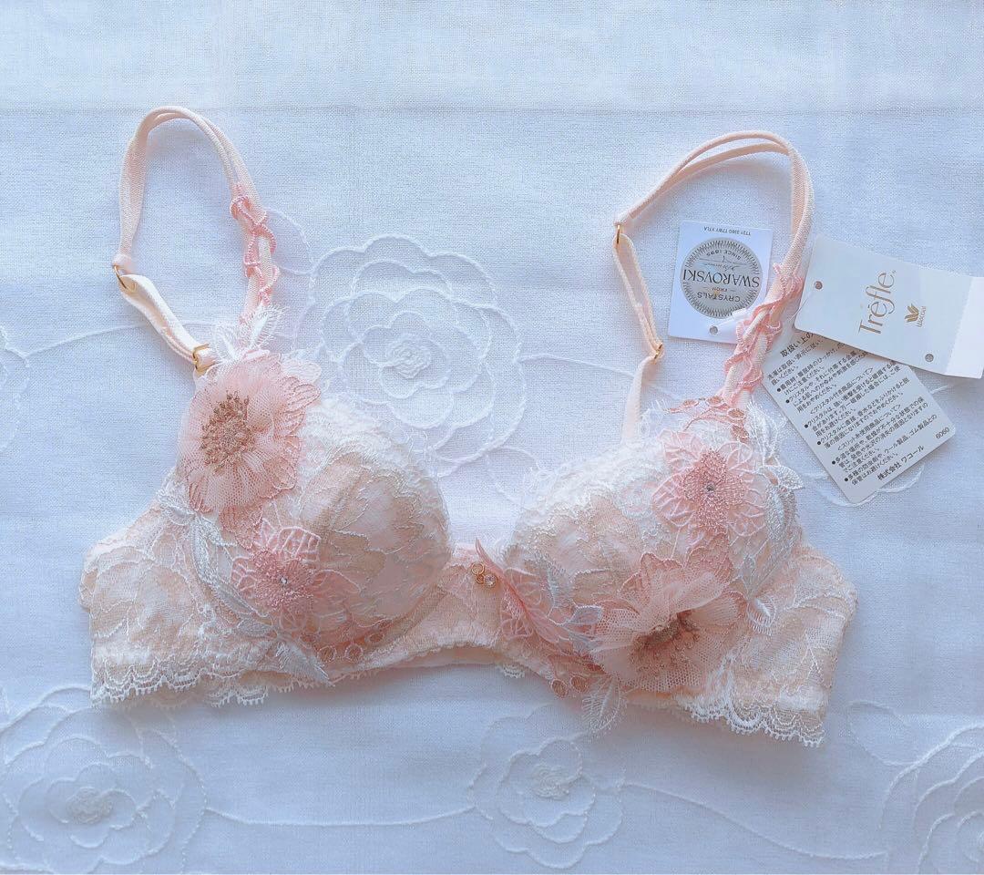 ワコール　トレフル　68G グループ ブラジャー　C65