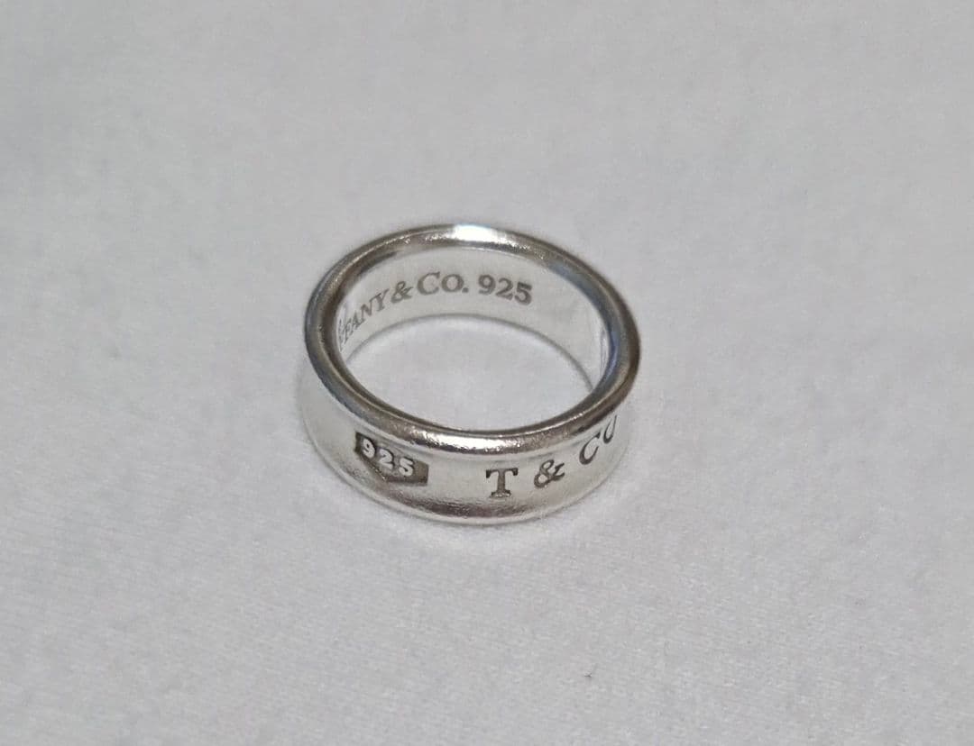 【美品】Tiffany & Co. (ティファニー) ナローリング1837