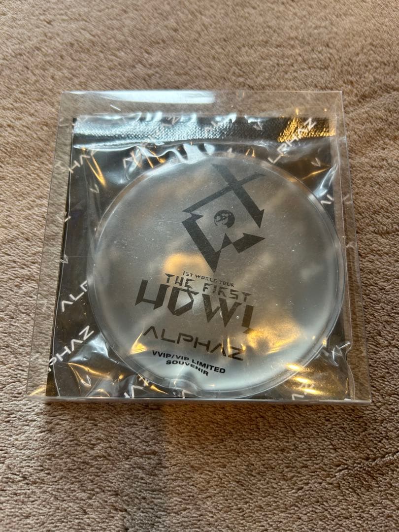 XG THE FIRST HOWL グロパ グッズ VVIP - メルカリ