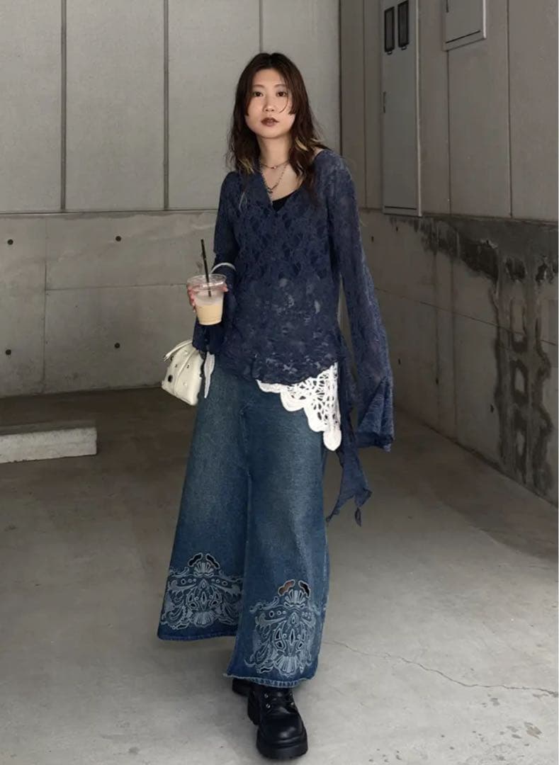 Ameri UND 2WAY CUT LACE FRILL TOP - メルカリ