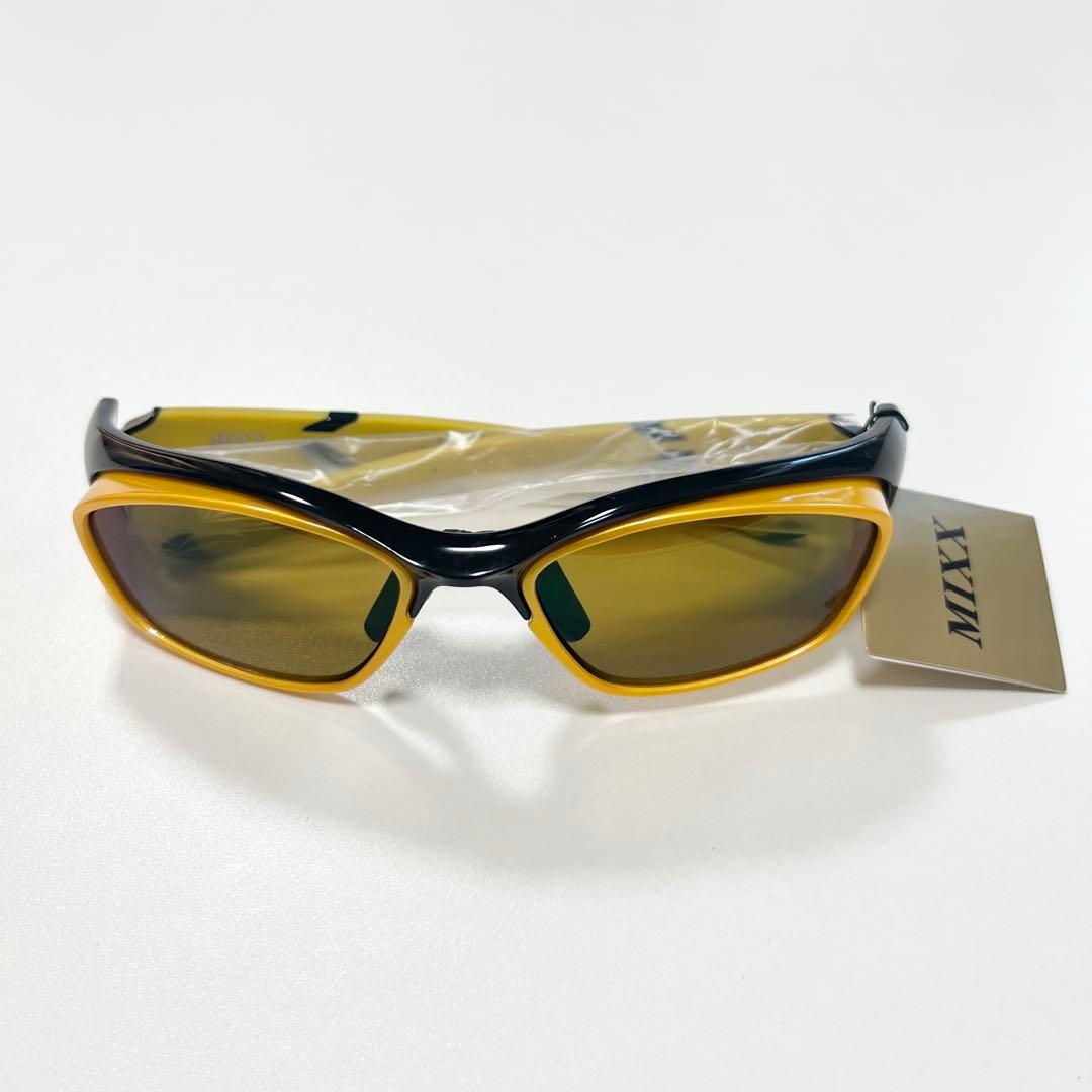 スポーツサングラス　イエロー／ブラック　MIXX メガワールド