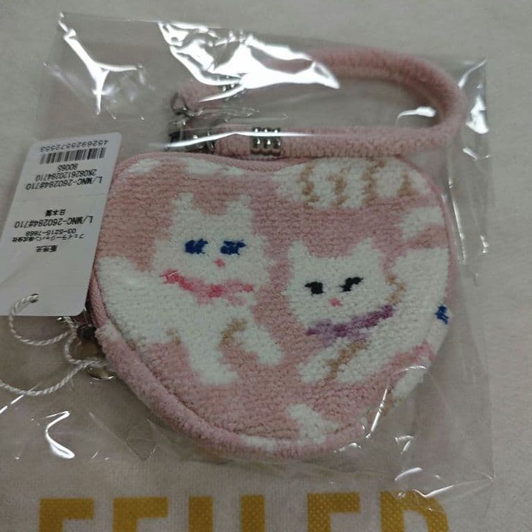 フェイラー モフモフネコチャン ハート型ポーチ ペールピンク 新品未使用