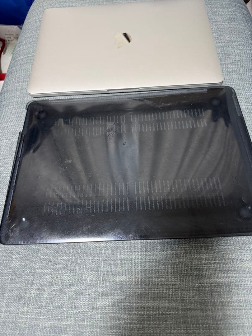 ★MacBook Pro i5 2.0GHz 13インチ（Mid 2020）