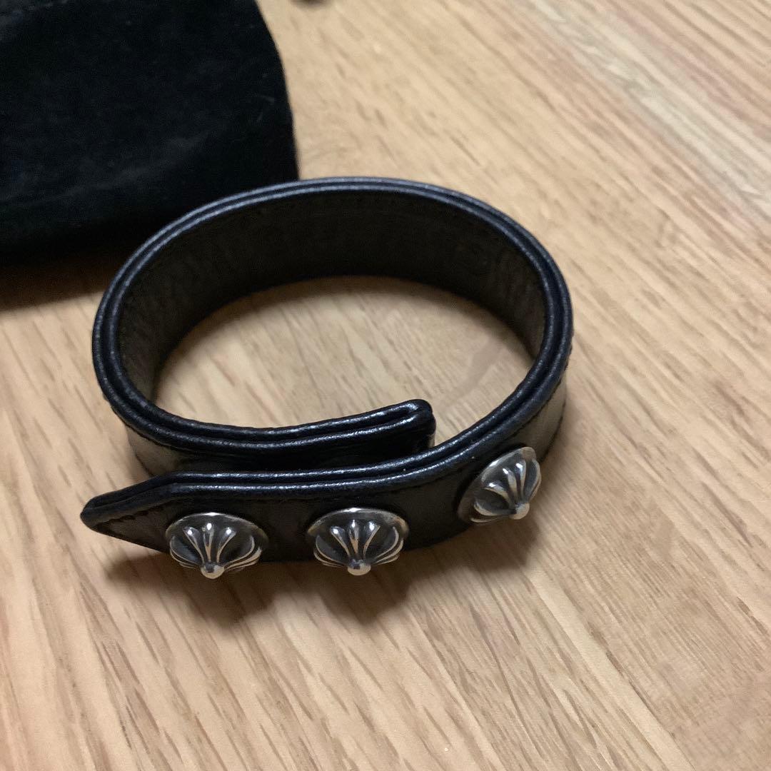 レザー ブレスレット 黒 シルバー装飾 付属ポーチ付き 編革レザーブレスレット（ブラック）×シルバー ゴシック調 [DB-083]