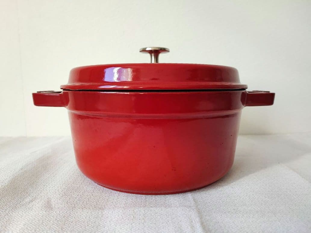 staub　ピコココットラウンド 22 チェリー