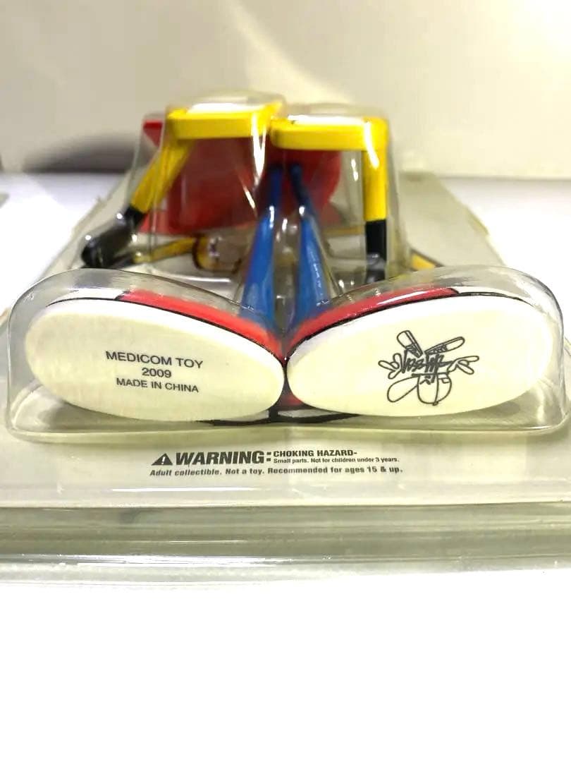 STUSSY × REAS × MEDICOM TOY フィギア 3点 - メルカリ