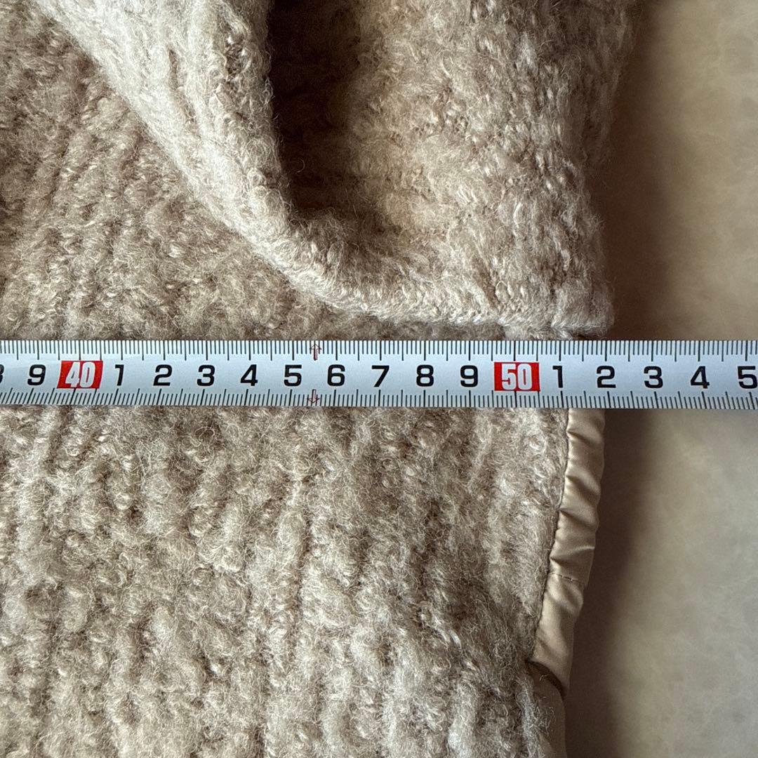 ダーマコレクシン 背中ダウンジャケット？カーディガン ベージュカラー