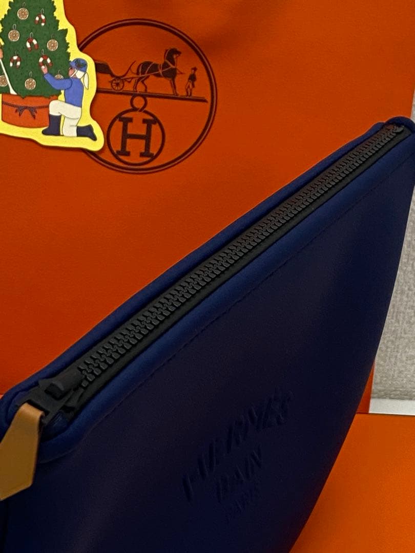 3-3213 HERMES ポーチ《ネオバン》 MM ・ネイビー