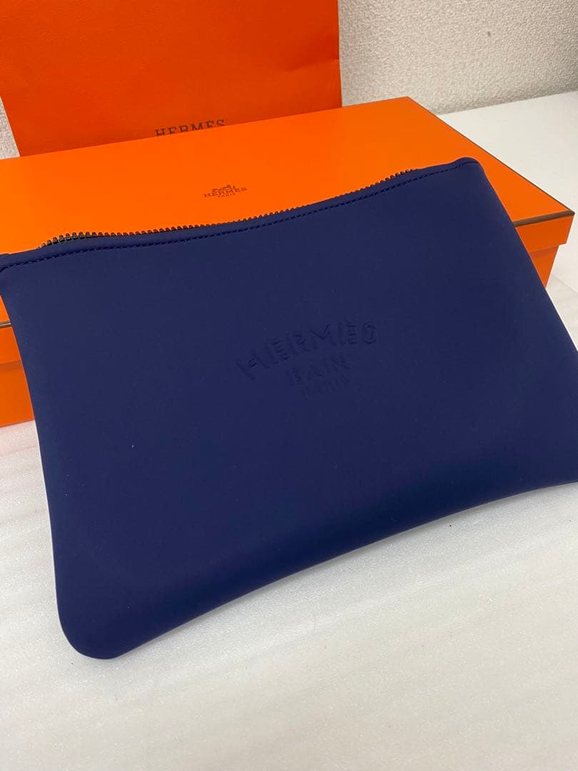 3-3213 HERMES ポーチ《ネオバン》 MM ・ネイビー