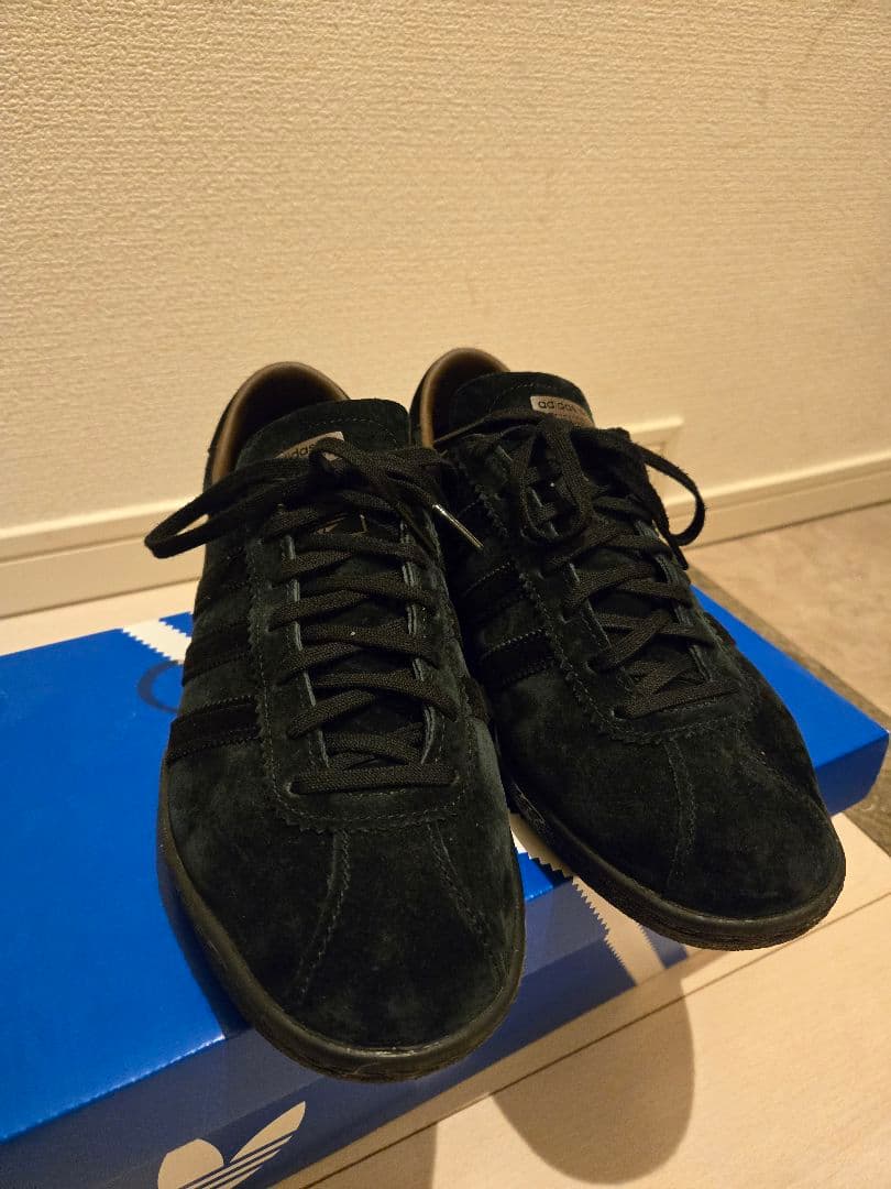 BEAUTY&YOUTH別注　TOBACCO addidas