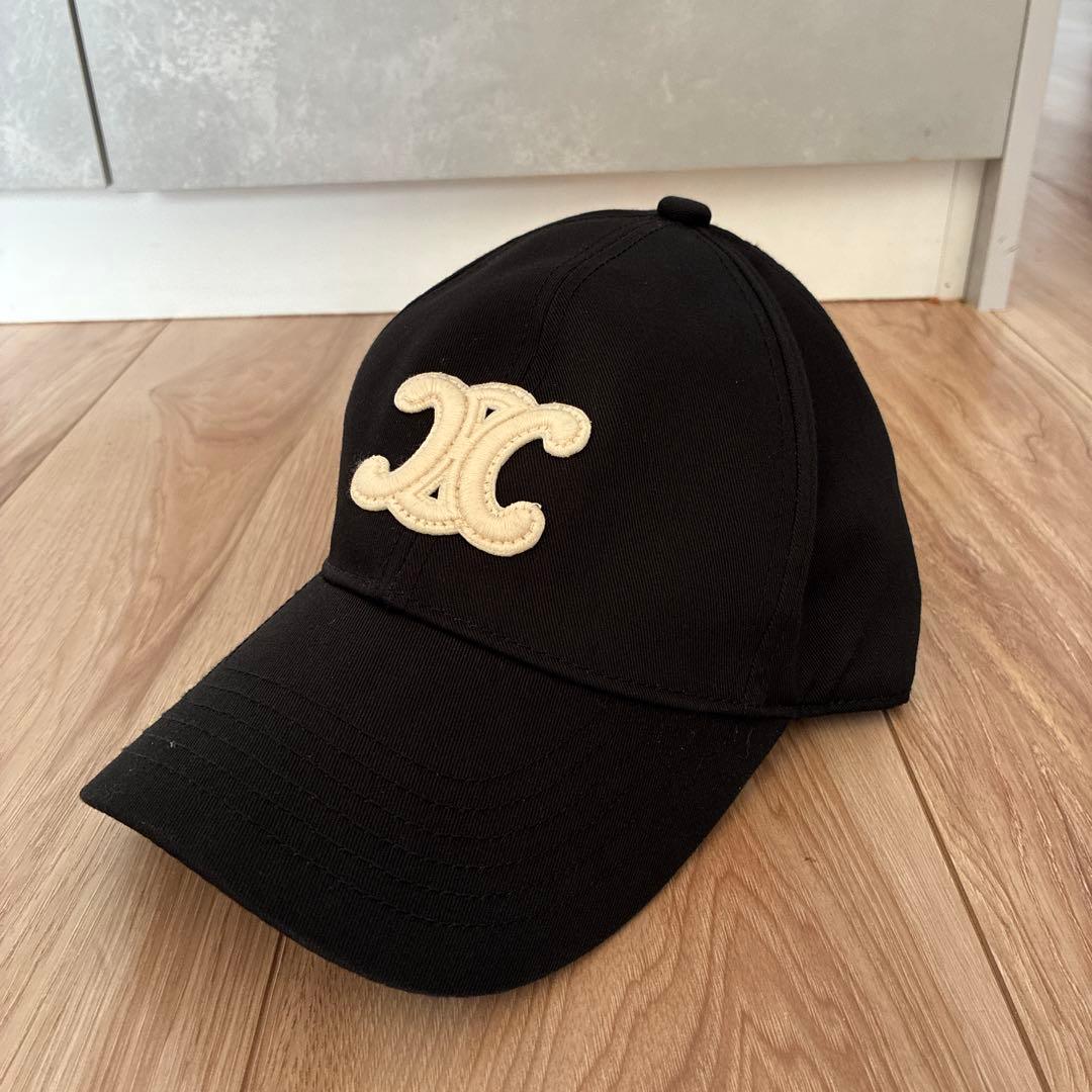 CELINE ブラックキャップ ロゴ刺繍