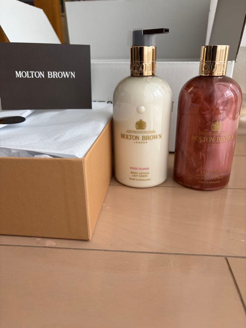【新品未使用】モルトンブラウン♡ローズデューン シャワージェル＆ボディローション