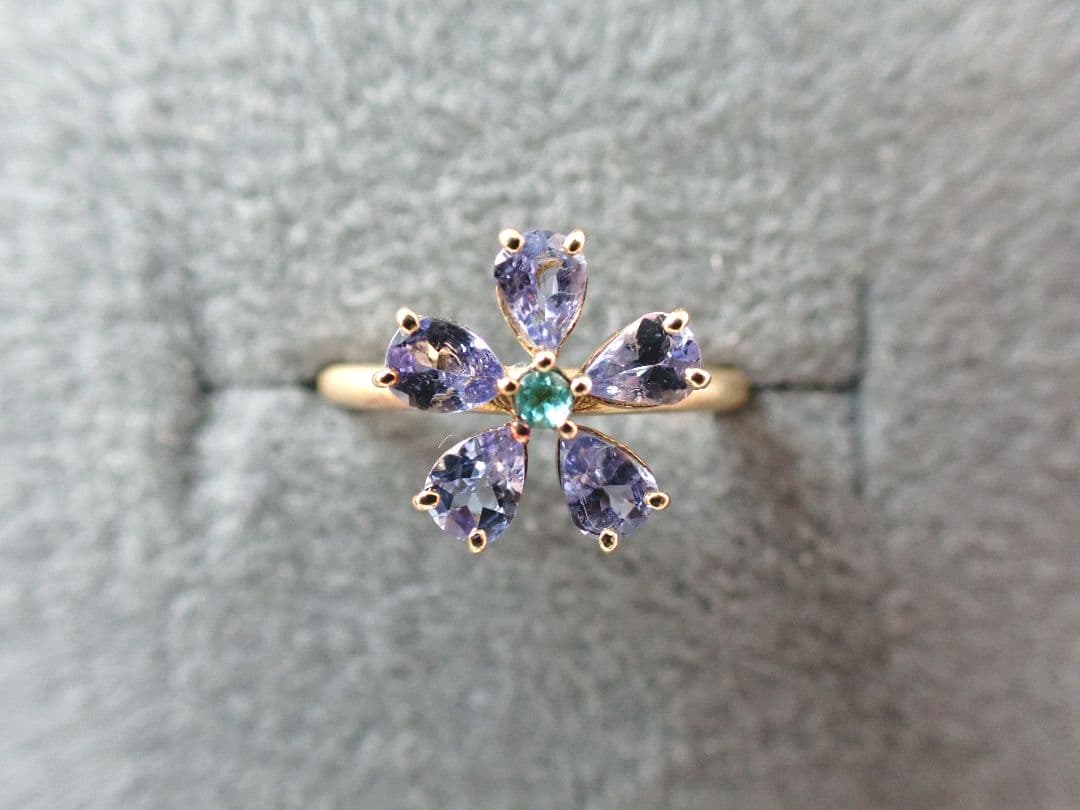 ビズー Bizoux K18イエローゴールドリング フルラージュ 6号 - メルカリ