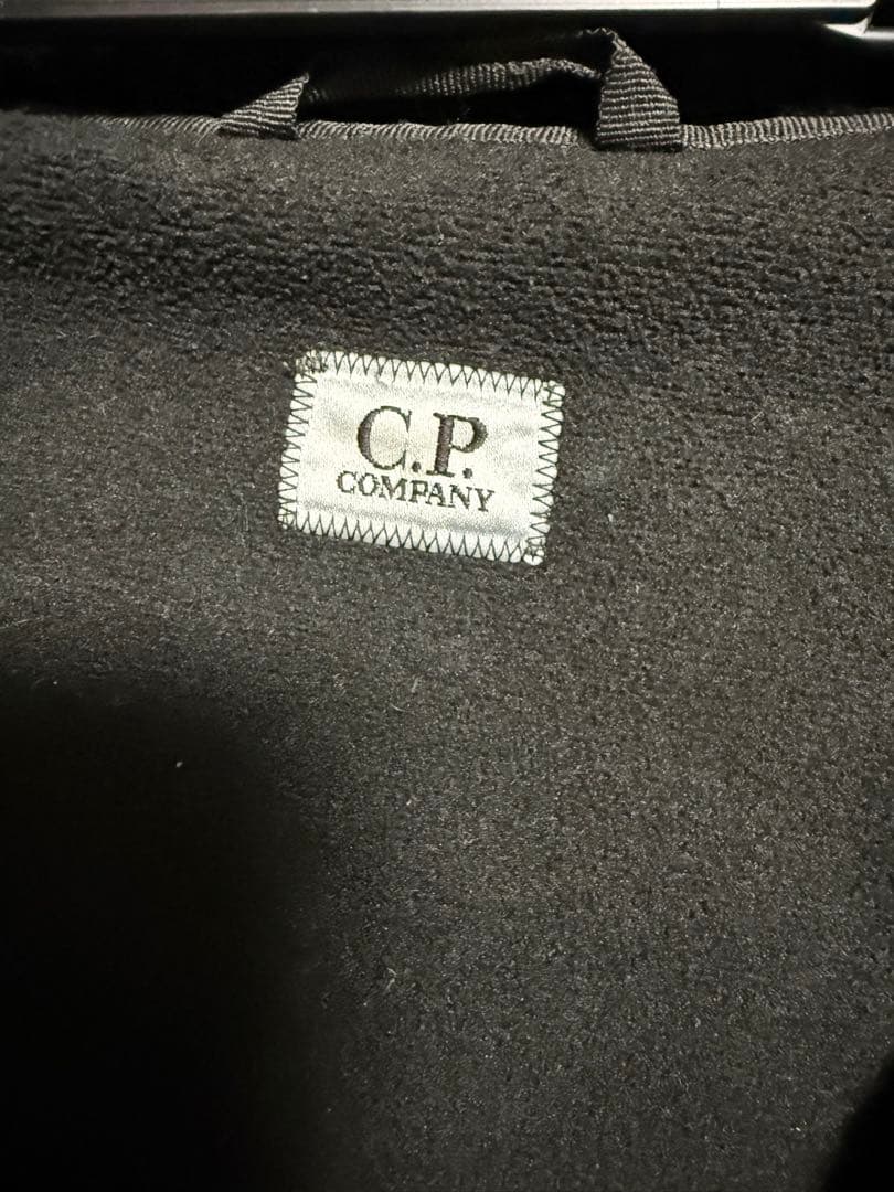 C.P.Company ゴーグル付きジャケット