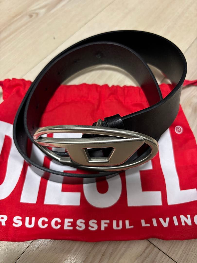 DIESEL ブラックレザーベルト シルバーバックル