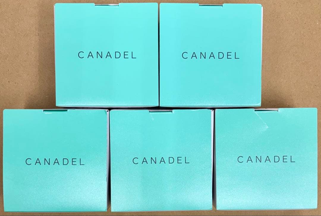 新品、未開封！　5個セット　カナデル プレミアバリアフィックス　ナイアシンアミド
